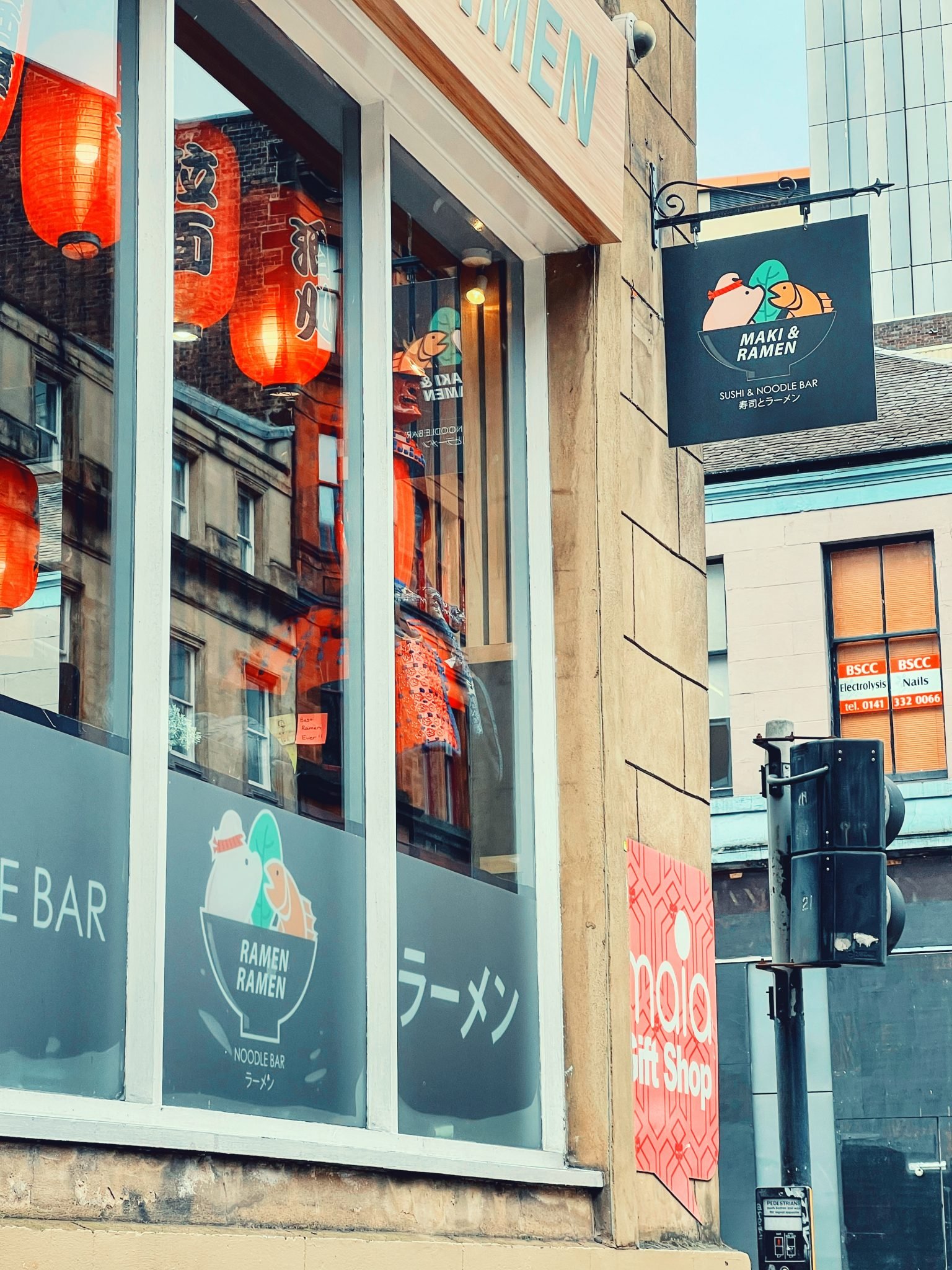 Maki & Ramen Sushi and Noodles Glasgow Food Review The Aye Life
